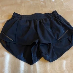 Lululemon Hotty Hots 2.5 Navy